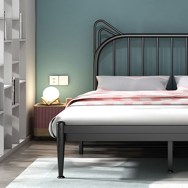 Modern Headboard Standard Bed Metal Princess Theme Open-Frame Bed