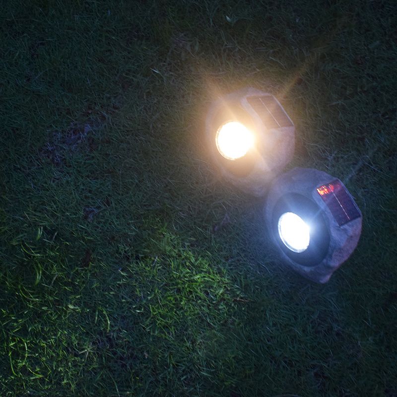 Stone Resin LED Lawn Spotlight Decorative Brown Solar Powered Ground Lighting for Garden