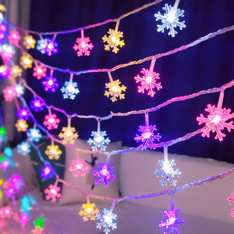 Battery Powered Snowflake LED String Light Decorative Plastic Festive Light for Indoor