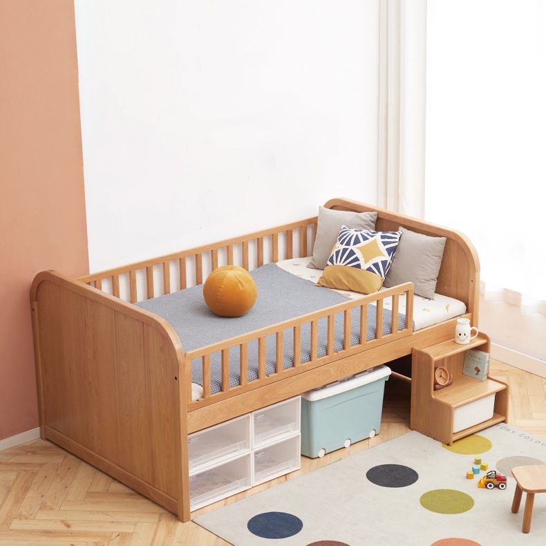 Natural Baby Crib Solid Wood Crib Nursery Bed with Guardrails