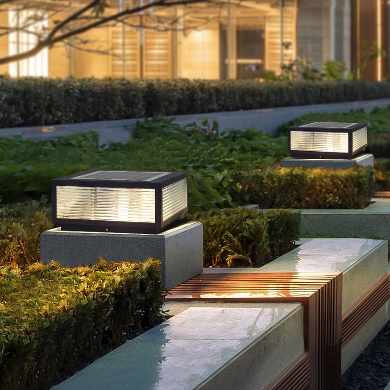Modern LED Pillar Lighting Fixture Glass Solar Light for Garden