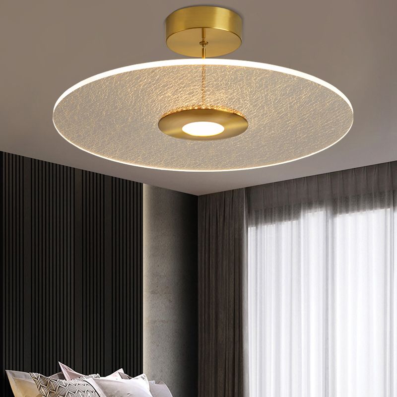 Neuheit Einfache Scheibe -förmige halb flush Acrylschlafzimmer -LED -Decke montiertes Licht in Gold