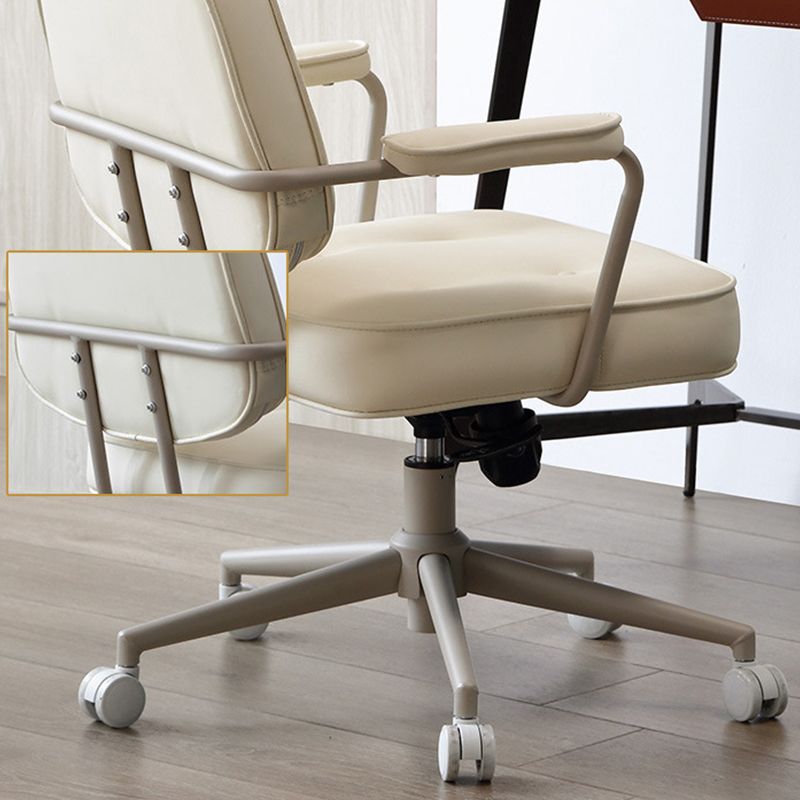 Modern Padded Arms Office Chair Leather Desk Chair with Wheels