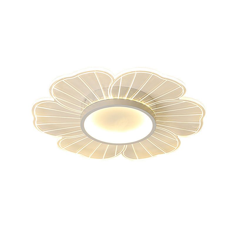 White Flower Ceiling Flush Mount Light Simple LED Acrylic Ceiling Mount Light Fixture