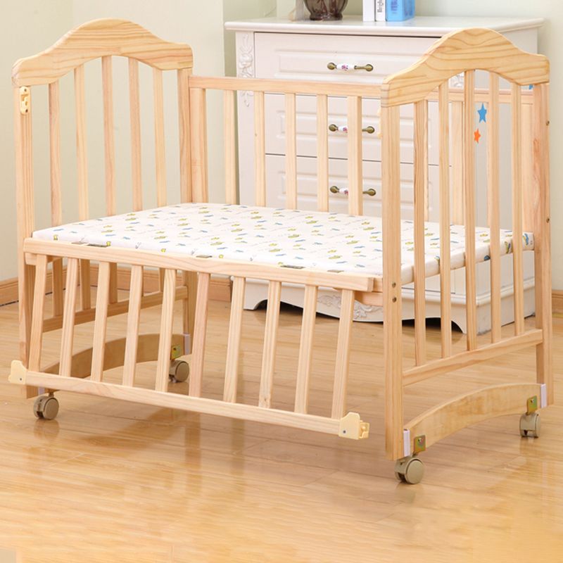 Pine Wood Scandinavian Nursery Bed Animal Print Crib with Wheels