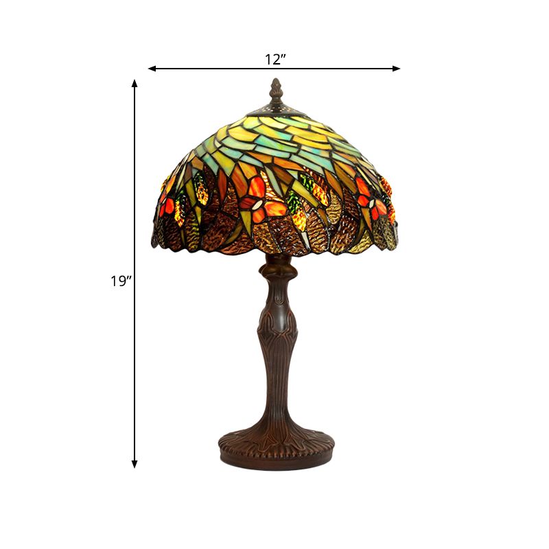 Hand Cut Glass Coffee Night Light Spiral Pattern 1 Head Tiffany Table Lighting with Scallop-Trim