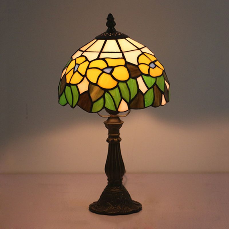 Cut Glass Red/Yellow Night Table Lighting 1 Head Mediterranean Nightstand Lamp with Floral Pattern