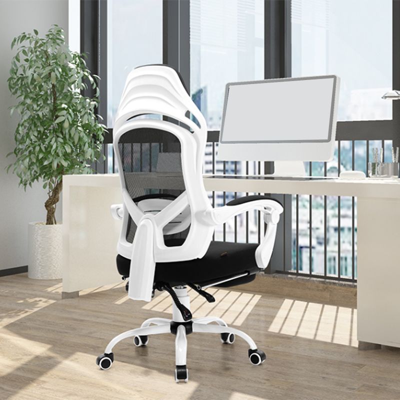 Padded Arms Office Chair Tilt Mechanism No Distressing Ergonomic Desk Chair with Wheels