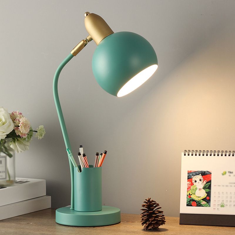 4 Color Optional Macaroon Style Desk Lamp Metal Dome Shade Studying Room Lighting Fixture with Pen Holder Design