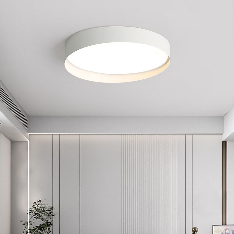 Contemporary LED Ceiling Lamp White Flush Light with Metal for Bedroom