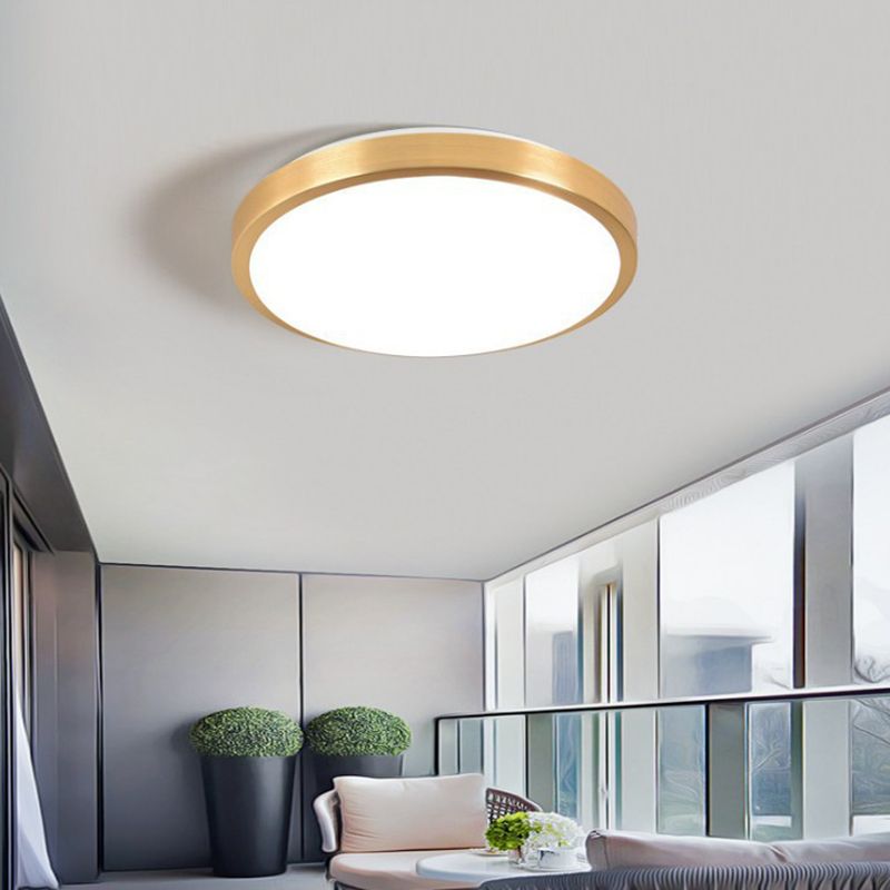 Round Living Room Flush Mount Light Fixture Metal LED Modern Flush Ceiling Light Fixture in Gold