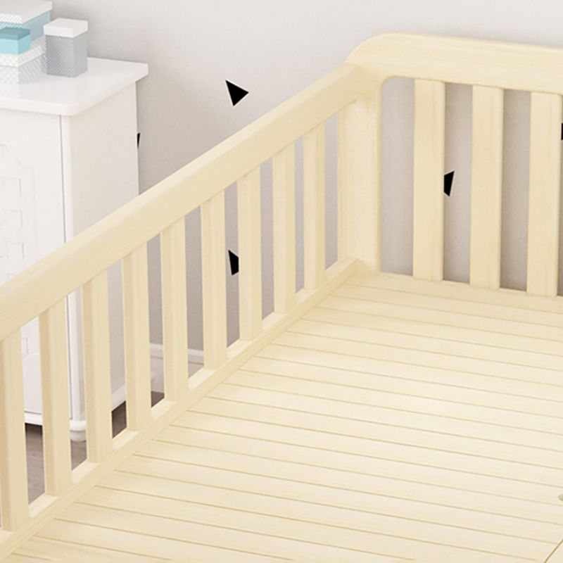 Light Wood Baby Crib Scandinavian Pine Under Crib Storage with Guardrail