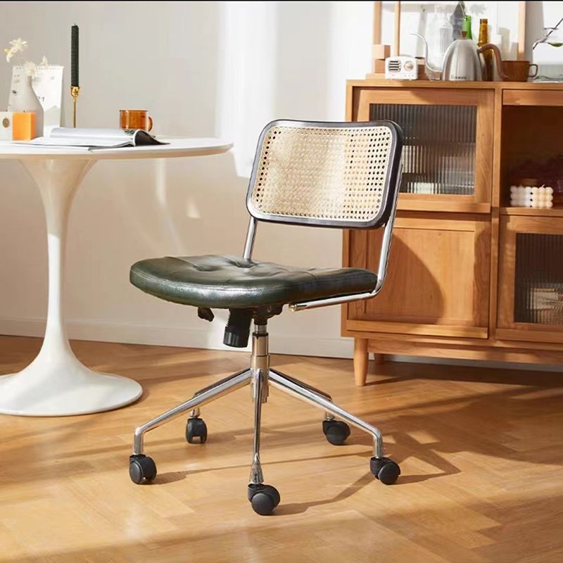 Modern Style Swivel Chair Low Back Home Office Chair with Wheels