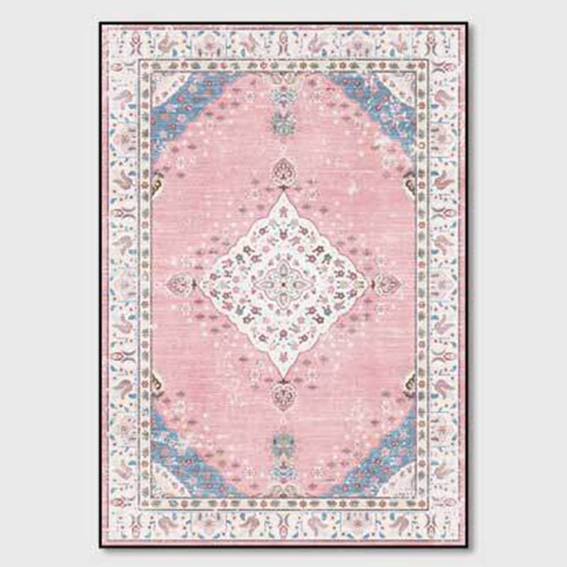 Tapis à imprimé floral en détresse rose