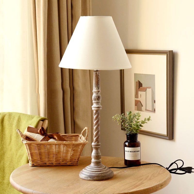 1-Light Fabric Desk Lamp Traditional White Barrel Shape Bedroom Reading Light with Wood Base