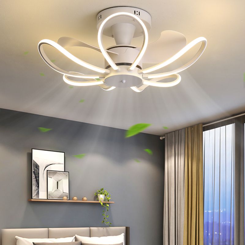 Contemporary LED Ceiling Fan Linear Ceiling Fan Light in Black / White / Gold