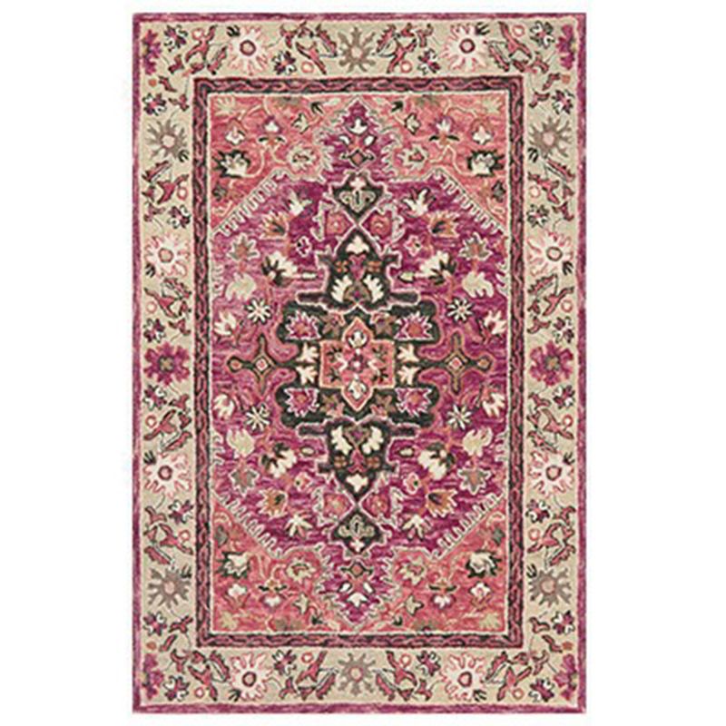 Red Tone Ethnic Print Rug Polyester Shabby Chic Carpet Non-Slip Backing Indoor Rug for Home Decor