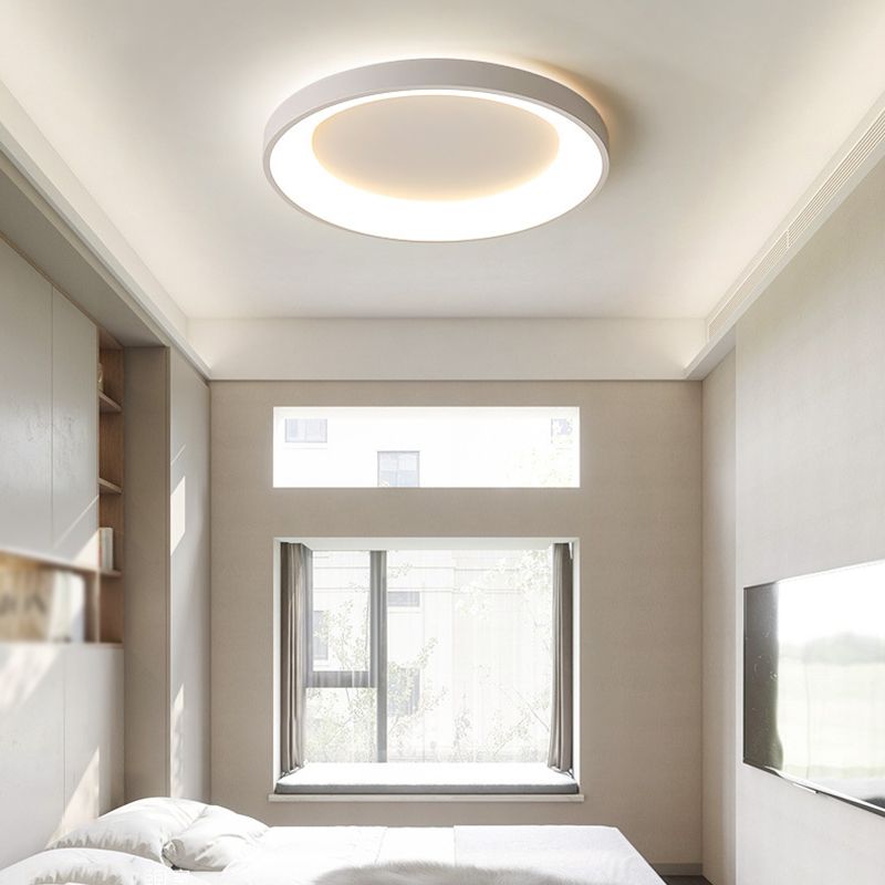 Modernism Metallic White Ceiling Light LED Flush Mount Lighting for Hallway