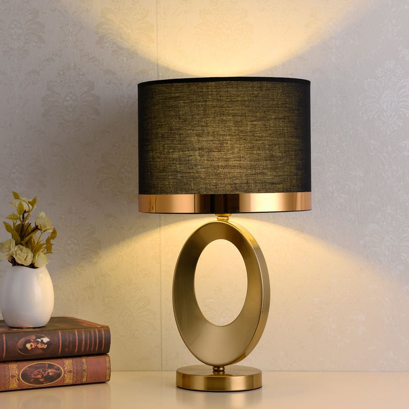 Classic Style Drum Shade Table Lamp 1 Head Fabric Nightstand Lighting for Study Room