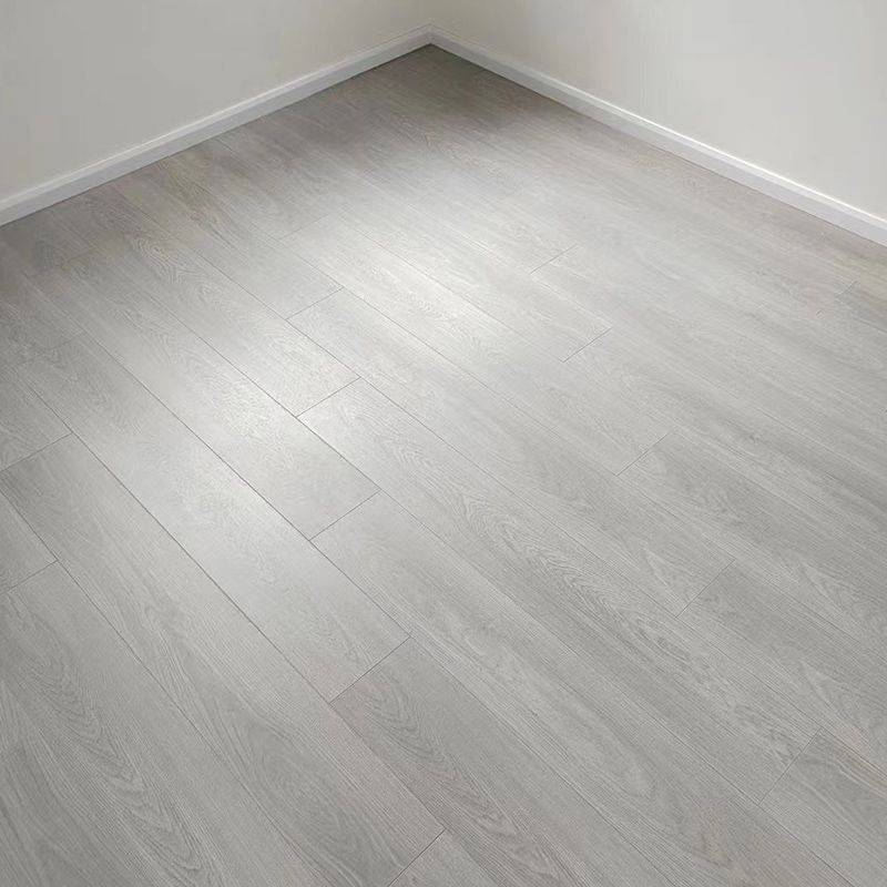 Contemporary Laminate Flooring Scratch Resistant Click-Lock Laminate Plank Flooring