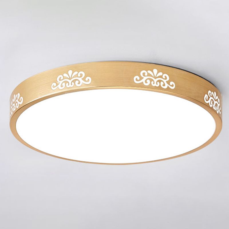 Round Living Room Flush Mount Light Fixture Metal LED Modern Flush Ceiling Light Fixture in Gold