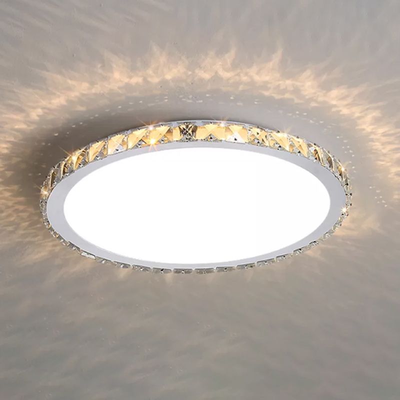 Modern Metal Ceiling Light Circle Shape Flush Mount with Crystal Shade for Living Room