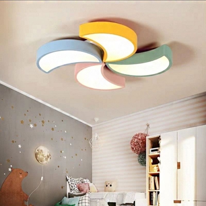 Acrylic Pinwheel Flush Light Contemporary LED Flush Mount Lighting in White for Kids Bedroom