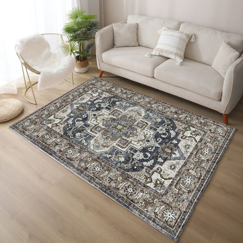 Classical Tribal Print Carpet Polyester Indoor Carpet Non-Slip Backing Rug for Home Decoration