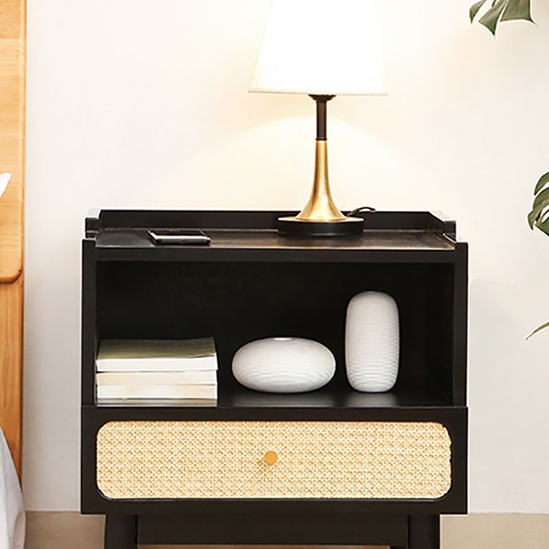 Solid Wood Accent Table Nightstand Contemporary Bedside Cabinet for Bedroom