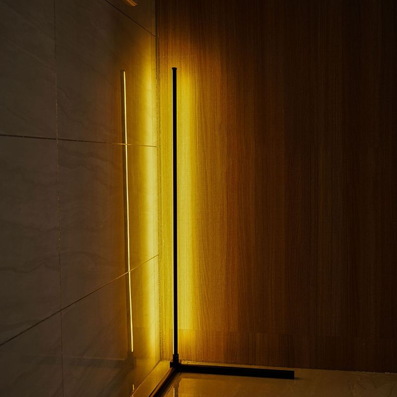 Stick Shaped Hallway Corner Floor Light Aluminum Modern LED Standing Lamp in Black