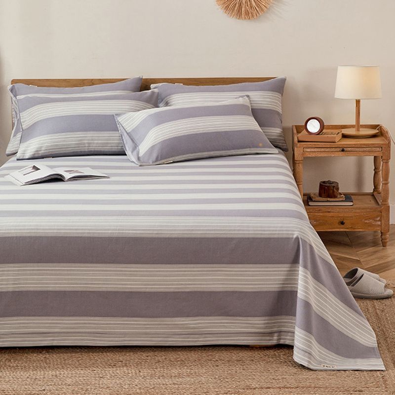 Trendy 100 Cotton Bed Sheet Striped Pattern Non-Pilling Fade Resistant Bed Sheet