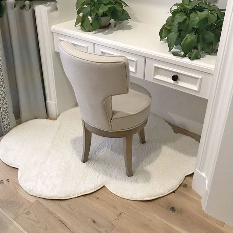 White Simple Rug Cotton Blend Solid Color Indoor Rug Anti-Slip Backing Pet Friendly Area Carpet for Living Room