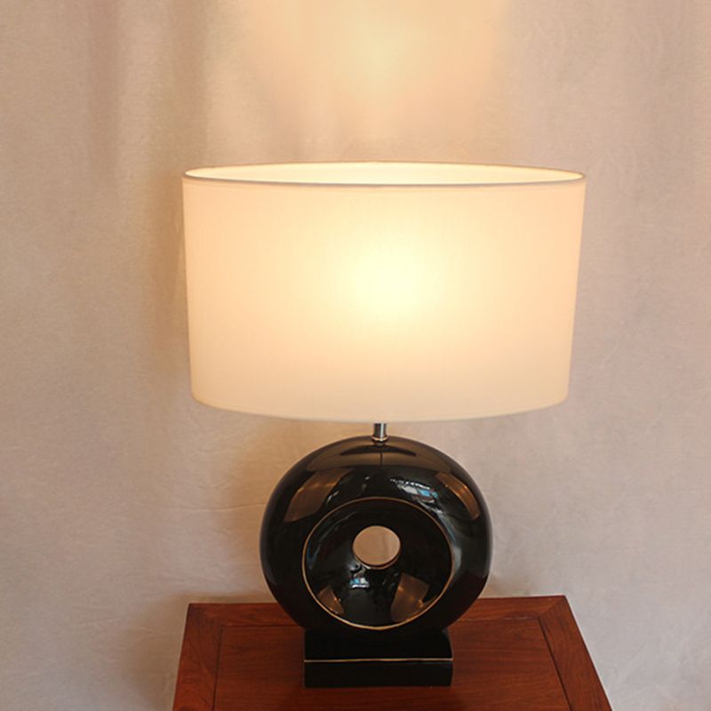 Resin Silver/Black Table Light Circle 1 Bulb Transitional Nightstand Light with Rectangle/Drum Fabric Shade