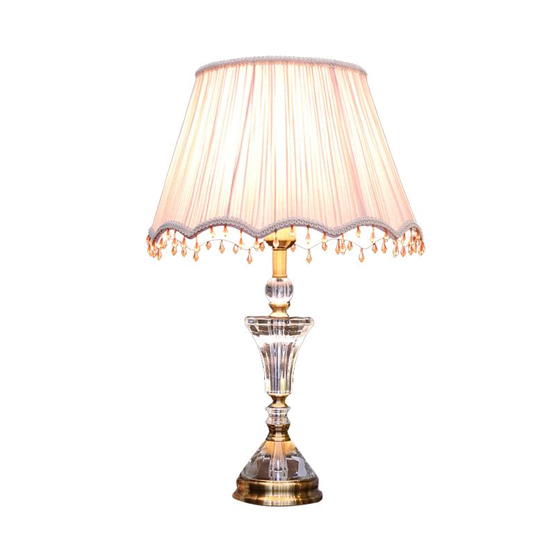 Ombre plissée Crystal Night Table LAMP MINMISMALISME 1 Light Light Light Stringtand en rose avec accent en cristal