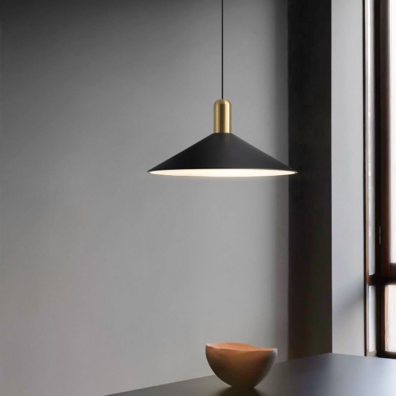 Industrial Tapered Pendant Ceiling Light Metal Pendant Lighting Fixture in Black