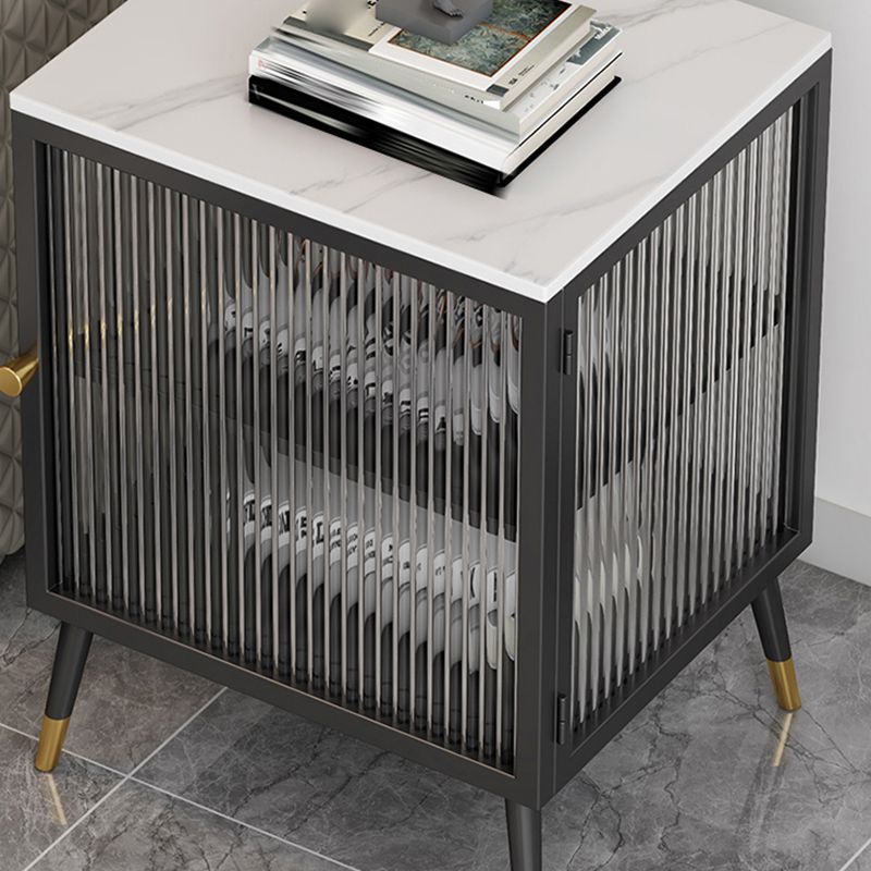 Contemporary Bedside Cabinet Metal Accent Table Nightstand with Door