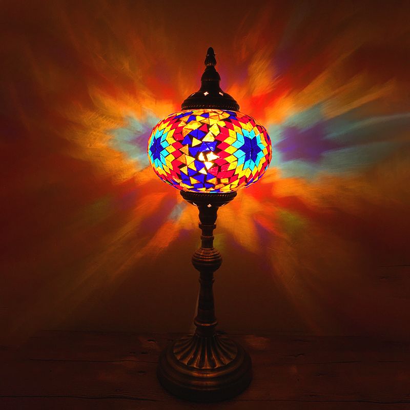 Single Light Desk Lighting Antique Elliptical Stained Glass Night Table Light in White/Red/Blue for Bedroom