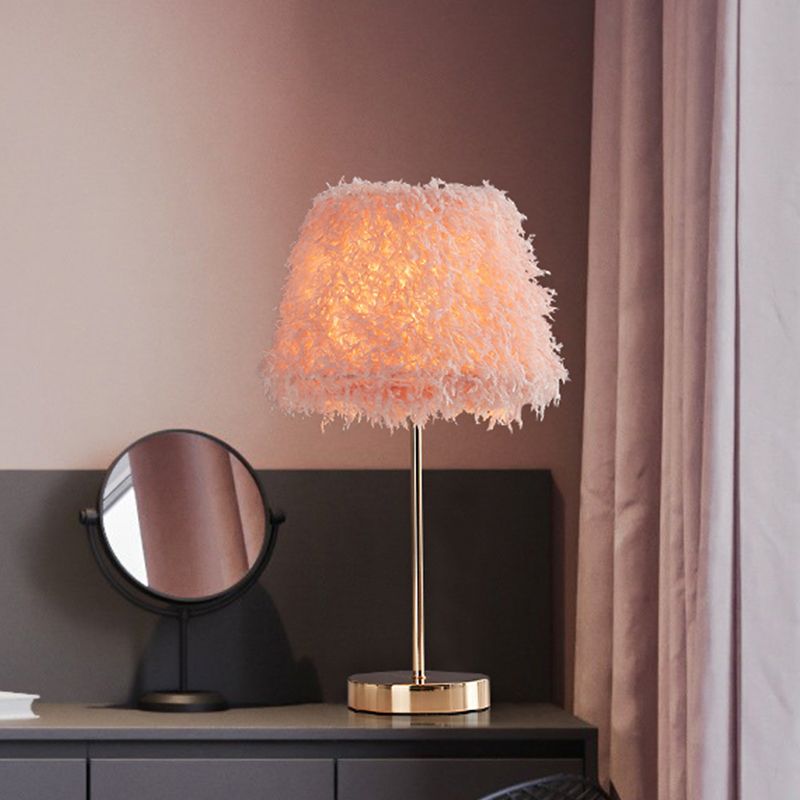 Pink/White Feather Conical Nightstand Lamp Modernist 1-Head Reading Book Light with White/Gold Base