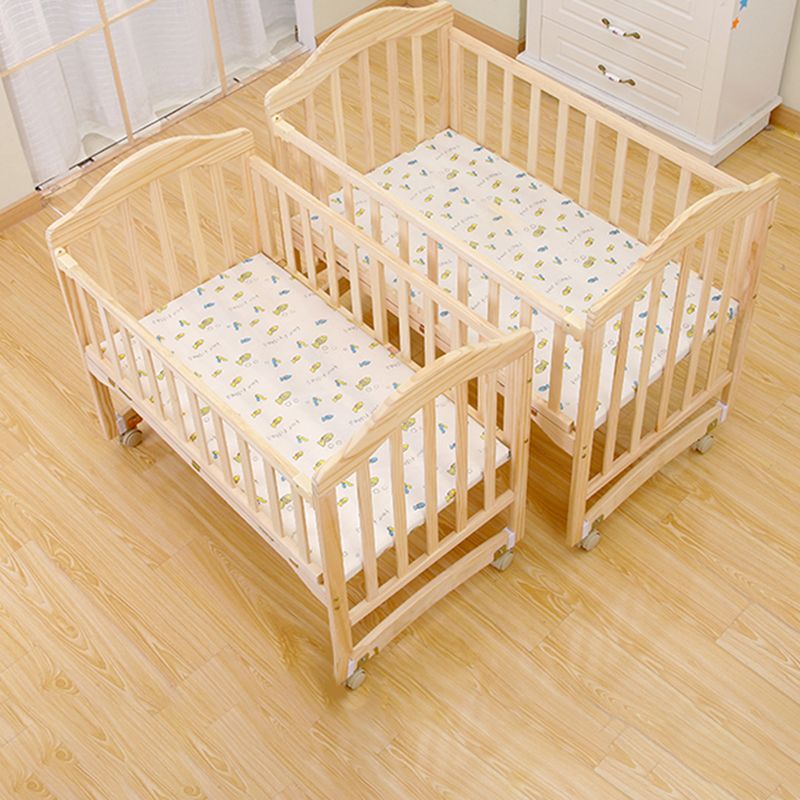 Pine Wood Scandinavian Nursery Bed Animal Print Crib with Wheels