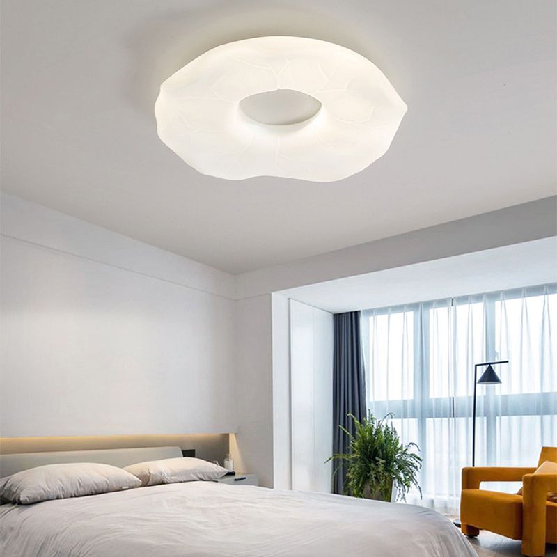 White Ceiling Light Contemporary LED Flush Mount Lighting for Living Room