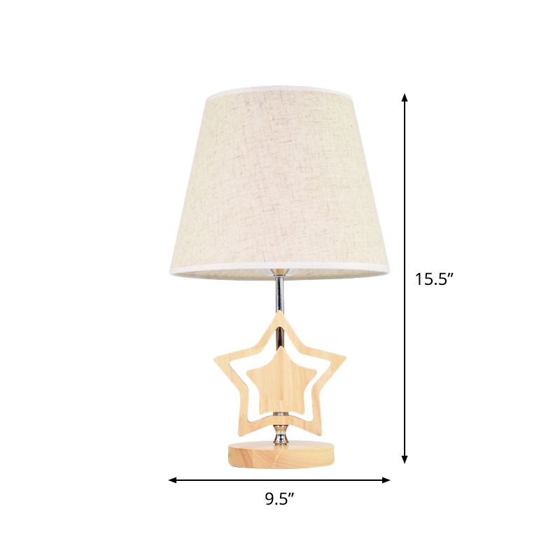 Lampada da comodino a stelle di legno moderno 1 luce da tavolo con tonalità in tessuto a botte in beige