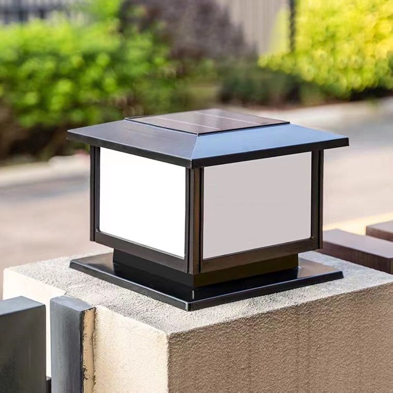 Modern Simple Plastic Pillar Lamp Cube Shape Waterproof Pillar Light for Outdoor