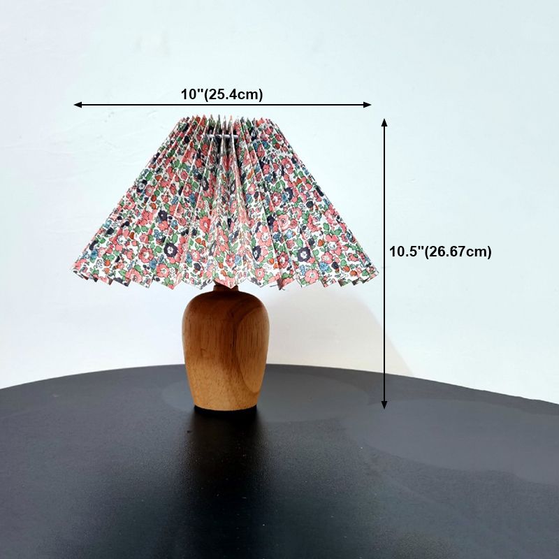 Contemporary Style Desk Lighting Fixture Creative Fabric Desk Lamp for Bedroom