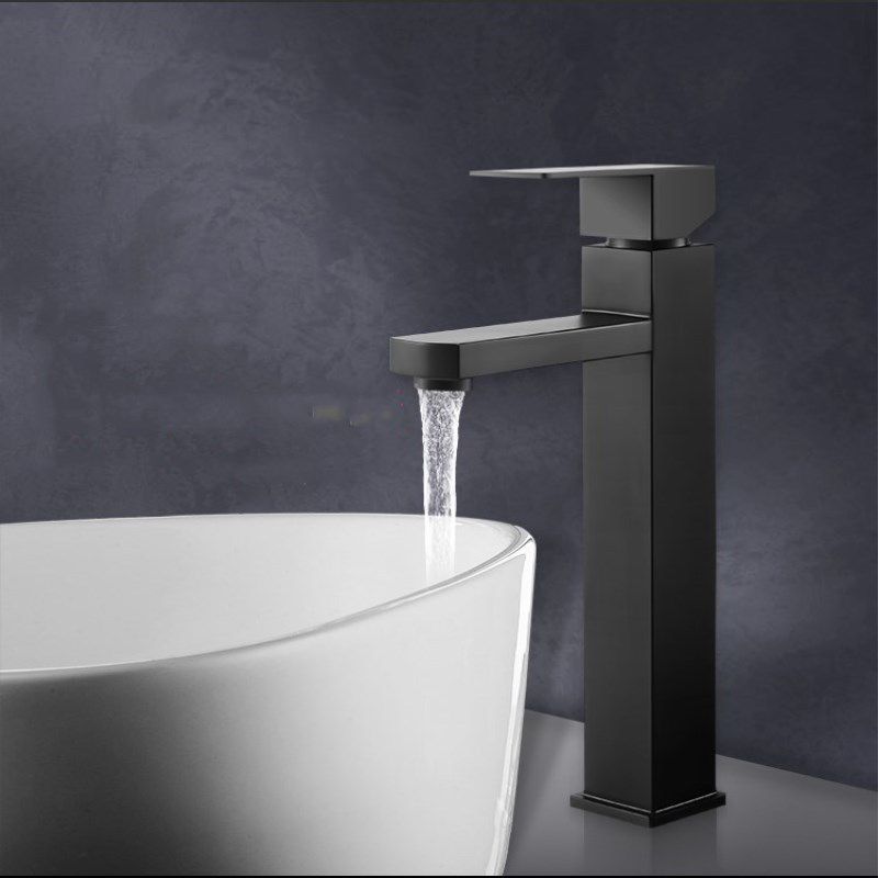 Modern Lavatory Faucet Centerset Bathroom Sink Faucet in Black