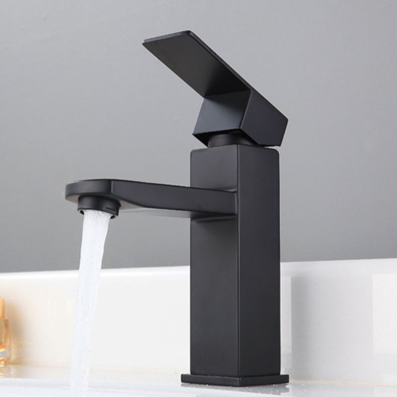 Modern Lavatory Faucet Centerset Bathroom Sink Faucet in Black