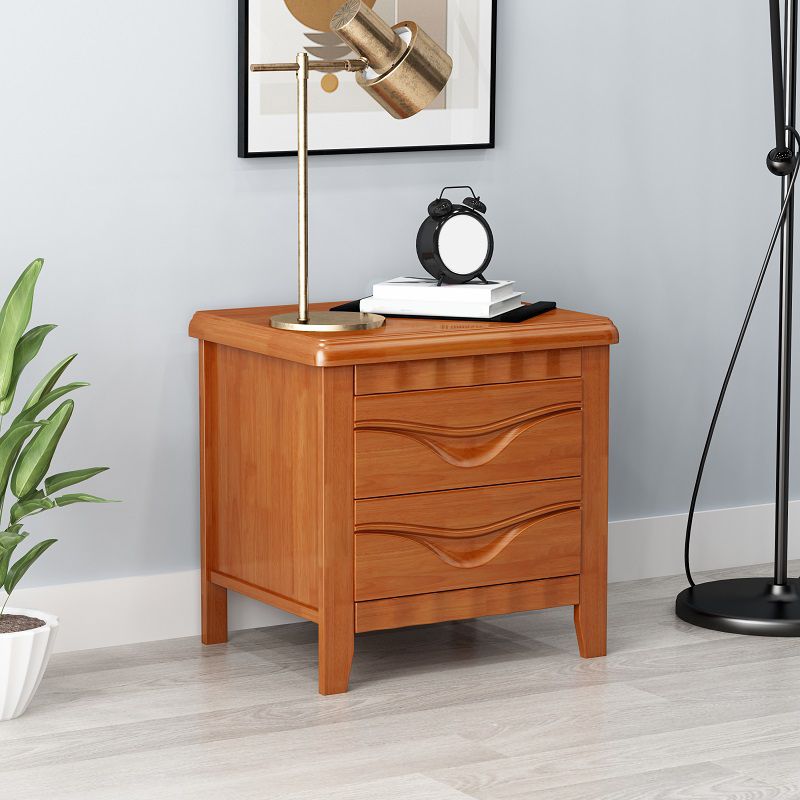 Traditional Lower Shelf Nightstand Solid Wooden Bedside Cabinet for Bedroom