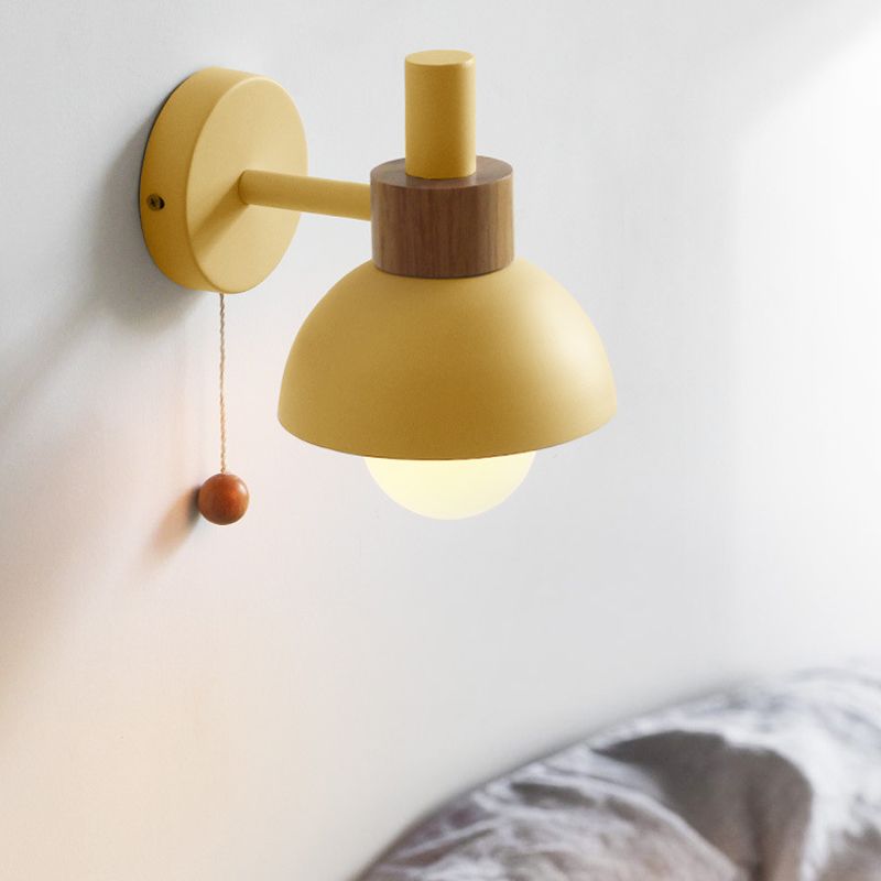 Luz de pared de metal nórdica Dome 6 "de ancho Macaron Plan de pared con madera para sala de estar