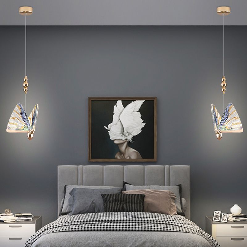 Modern Butterfly Shape Pendant Light Aluminum LED Hanging Pendant for Living Room