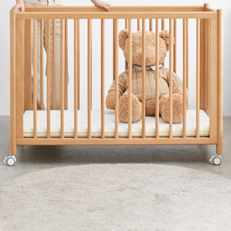 Home Rectangle Crib Sold Wood Adjustable Height Crib with Casters