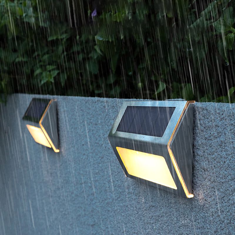 Triangular Outdoor LED Wall Lighting Metallic Modern Solar Stair Lighting in Silver, 2 Pcs